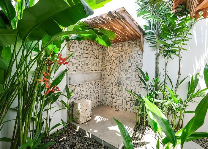 Molokai Villa *